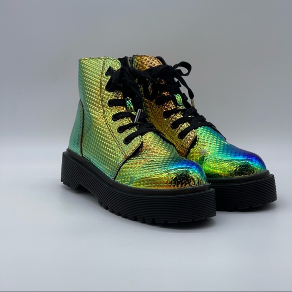 YRU Slayr Reflective Platform Boots. - Picture 7 of 13